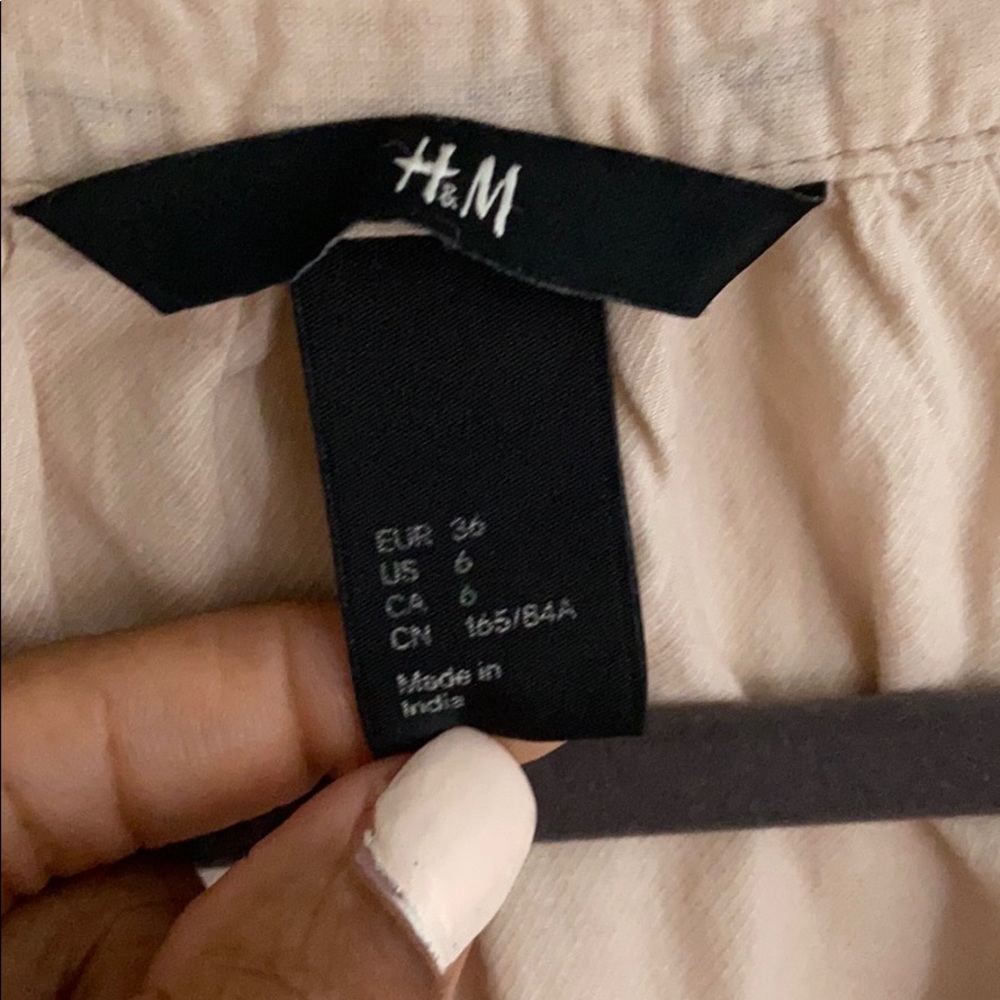 H&M Top - Picture 4 of 5